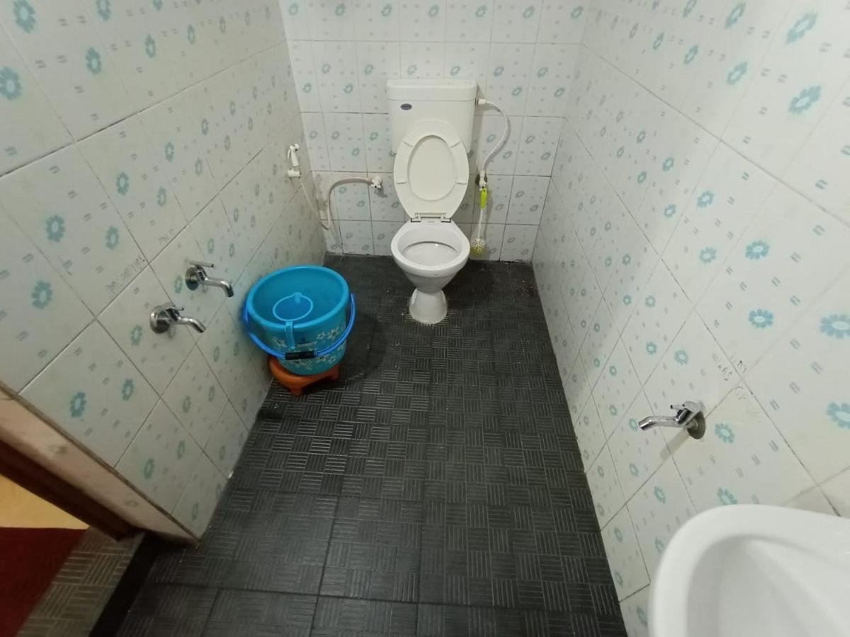 Coorg Girinivas Homestay 102 Madikeri Bagian luar foto