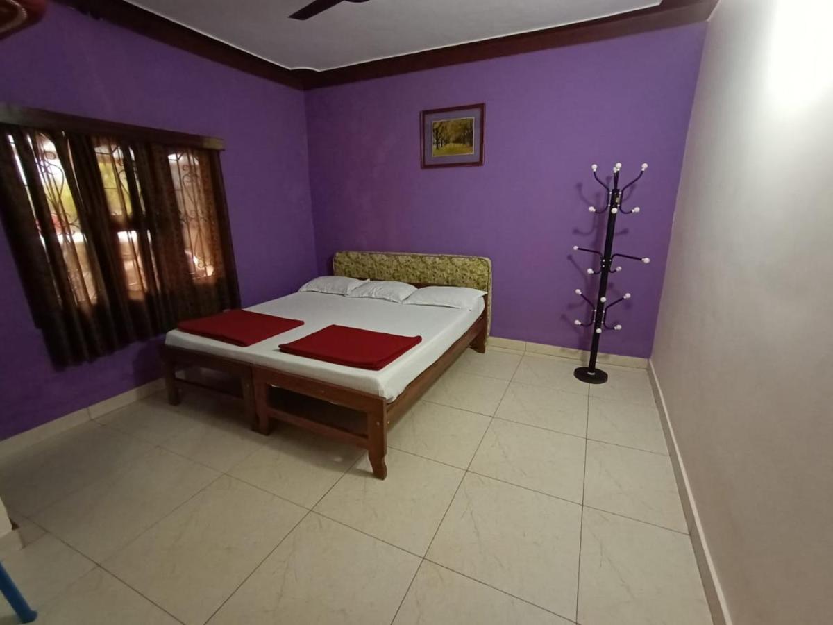 Coorg Girinivas Homestay 102 Madikeri Bagian luar foto