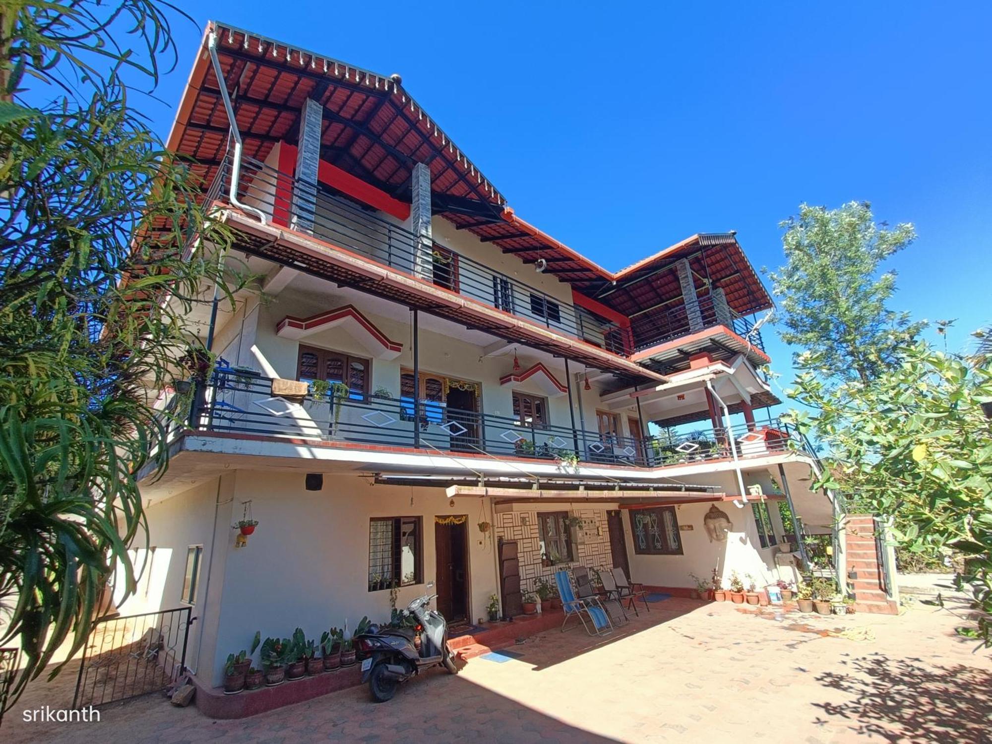 Coorg Girinivas Homestay 102 Madikeri Ruang foto
